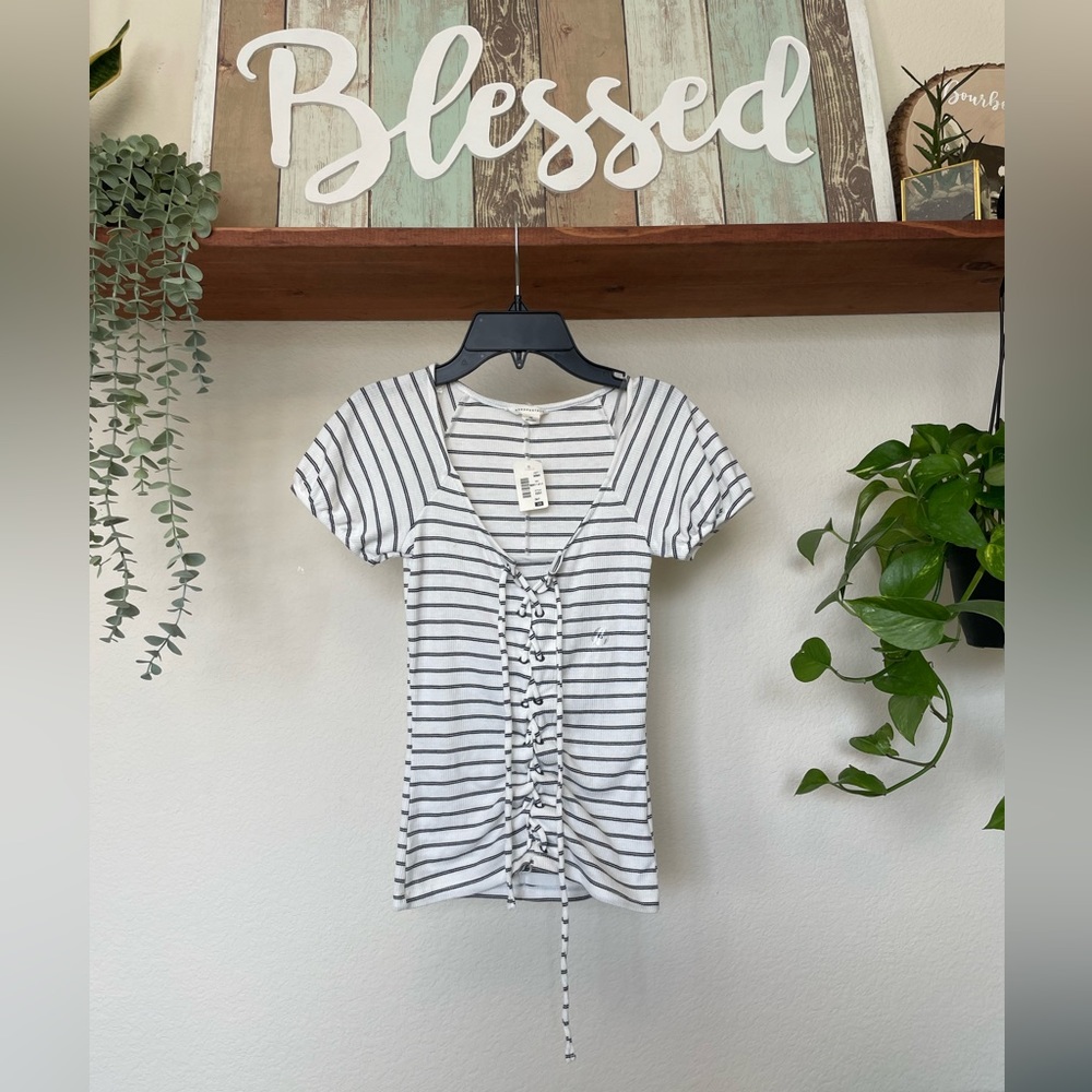 Aeropostale | Tie Front Shirt